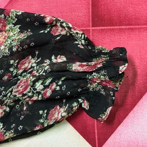Black floral top