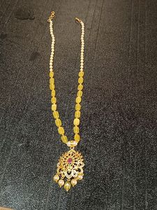 Monalisa Beads Chain With Pendent