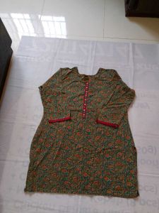 Short Kurta (Women)