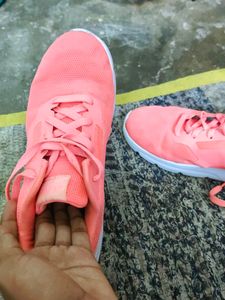 AIRWALK SHOE