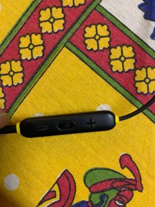 Infinity (JBL Glide 120, in Ear Wireless Earphones with Mic, Deep Bass, Dual Equalizer, 12mm Drivers, Premium Metal Earbuds, Comfortable Flex Neckband, Bluetooth 5.0, IPX5 Sweatproof (Black &amp; Yellow)