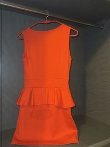Chic Orange Peplum Dress💅🏻