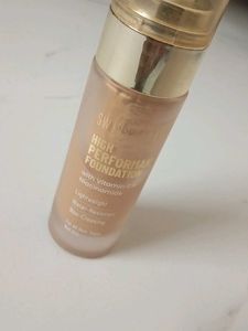Swiss Beauty High Performance Foundation