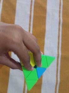 Pyraminx Cube