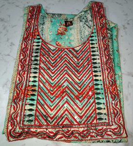 🆕 Excellent Embroidered Kurti For Women