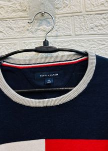 🇦🇺 Tommy Hilfiger Imported Sweater