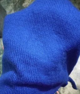 SWEATER