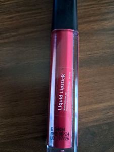 Pilgrim: Velvetty Matt Finish Liquid Lipstick