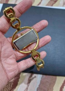Vintage Golden Watch For Women