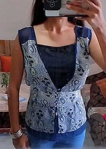 Paisley Print Sleeveless Top