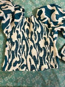 Zara Abstract Print Crop Top