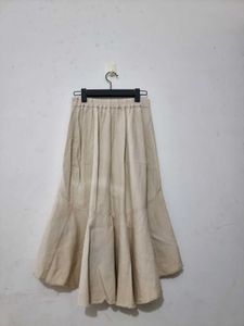 Ruffle Flare Medi Skirt