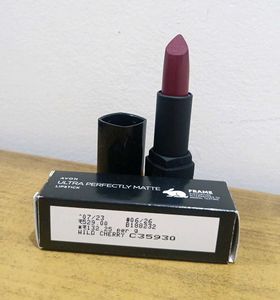 Avon Ultra Matte Lipstick - wild cherry