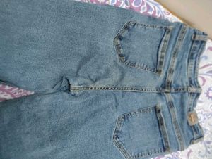 women&#39;s jeans