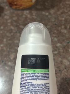 Dove Hairfall Rescue Detangling Conditioner