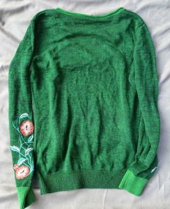 Green Embroidered Sleeve Sweater