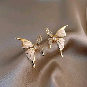 KOREAN BUTTERFLY EARRINGS