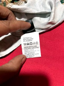 SHEIN Women Sleeveless Lace-Up Back Crop Top