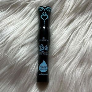 ESSENCE LASH PRINCESS WATERPROOF MASCARA💙💙🩵🩵