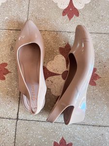 Beige Formal Bellies