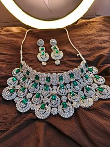 Emerald &amp; Rhinestone Jewelry Set