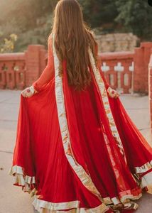 Dreamy 💓Red anarkali gown