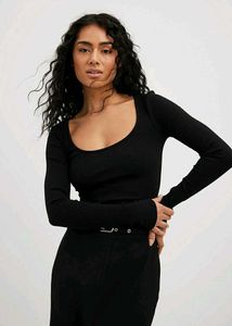 Basic Black Long Sleeve Top