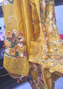 💥💥💥zoomHaldi Look Colour New Suits...