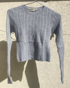 Pull And Bear 🐻 Crop Top