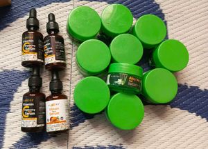 Each 49rs. Elibliss Aloe Vera Gel + Vitamin C Seru