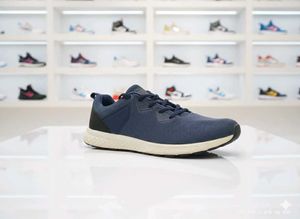 Men&#39;s Sneakers