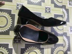 Black heels