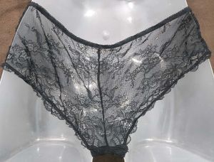 Lace Detail Briefs 🖤