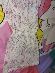 A Floral Print Top For Summer