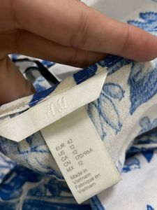 H&amp;M Floral Print Top