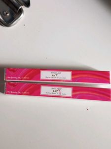 MyGlamm LIT Lipstick Duo