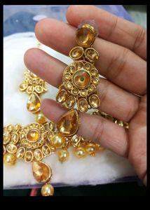 Gold Plated Handcrafted Kundan Jewellery Set.