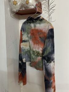 Tie-Dye Long Sleeve Top