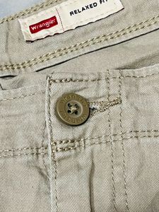 biege Cargo Pants wrangler waist adjustable