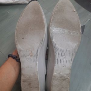 Hardly Worn Water Proof Shoes UK 39