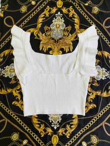 Korean Cute White Ruffle Knit Cropped Top Bust 34