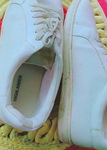 HIGHLANDER WHITE MEN SHOES LIKE NEW