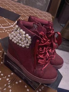 Pearl Shoes