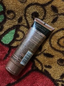 Lakme Lumi Lit shimmer Lotion