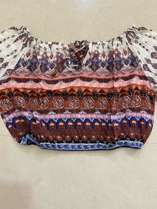 GINGER Patterned Off-Shoulder Top
