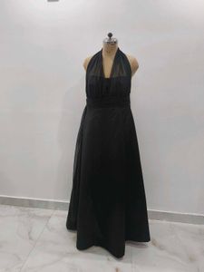 Elegant Black Halter Maxi Dress