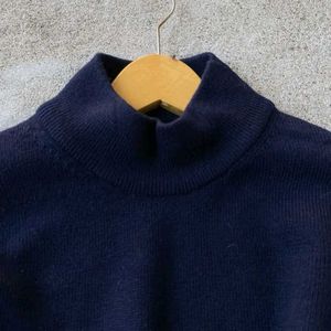 Midnight orignal b Blue Knit Sweater