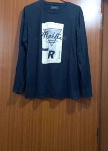 Black Tshirt