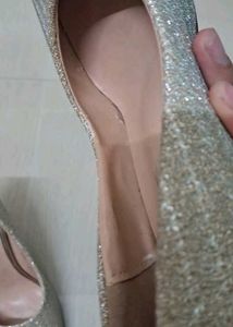 Shimmering Heel