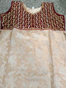 New Sleeveless Kurta And Pants Set